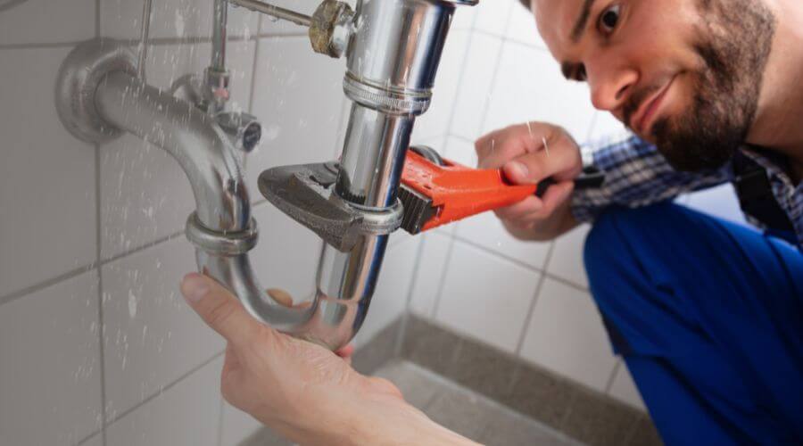 Professional same day plumber services in Wawaka, IN